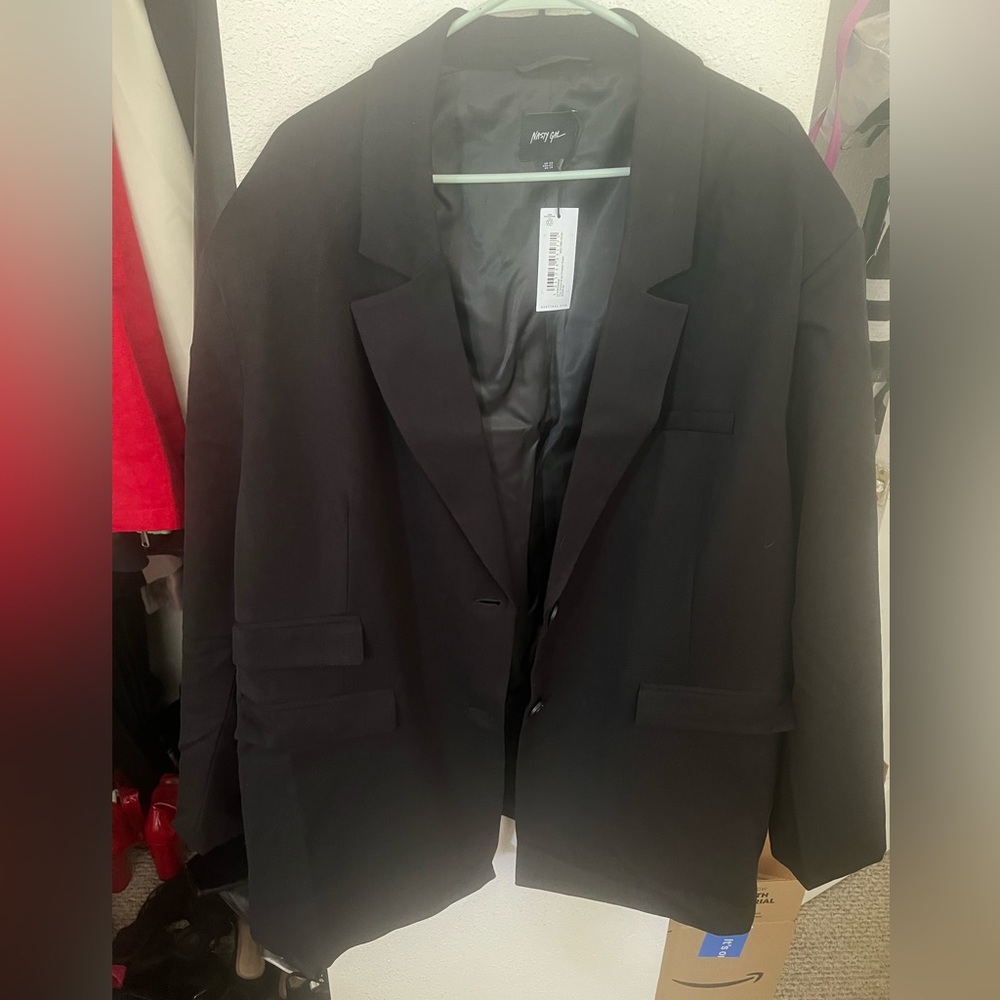NASTYGAL PLUS SIZE SINGLE BREASTED BLAZER